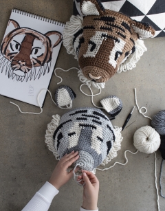 Giant Tiger Head