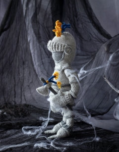 Haunted Suit of Armour Doll: Knight