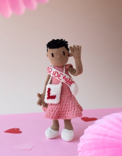 Hen Do Doll