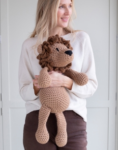 Giant Rufus the Lion 