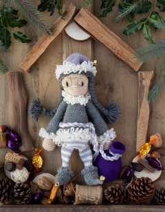 Head Elfie Doll
