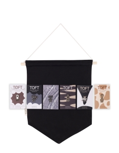 Ed's Animals Pin Badge Display Bundle